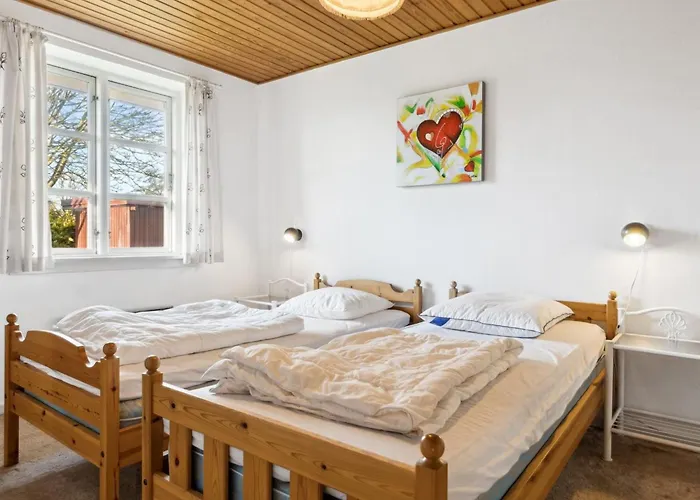 Prázdninový dům Sebine - 800m From The Sea By Interhome Nordenbro Vesteregn