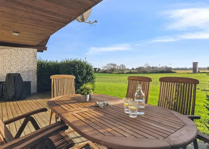 Sebine - 800m From The Sea By Interhome *